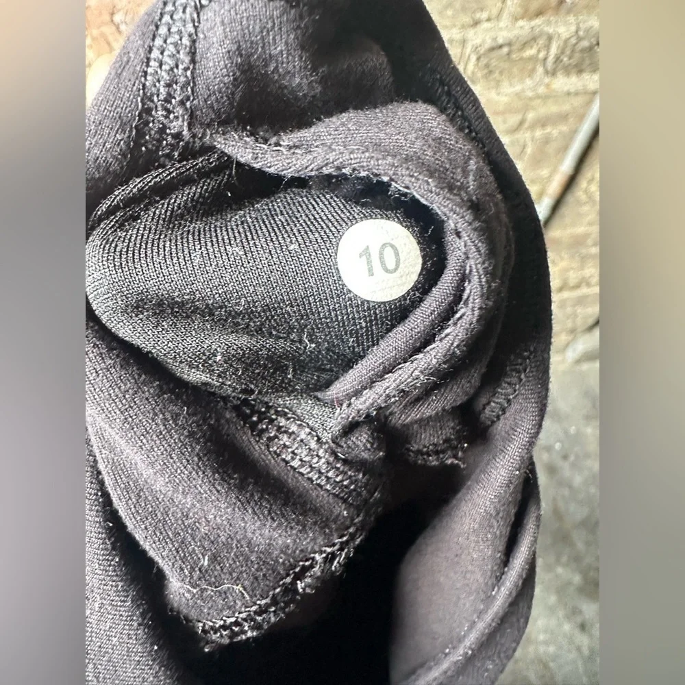 lululemon athletica Black Capris